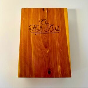 Vintage 1976 Catholic Illustrated Holy Bible Memorial Edition in Wood Cedar Box
